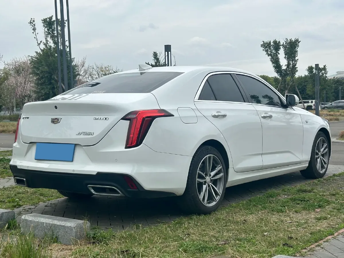 2021 Cadillac CT4 2.0T 237HP L4 8AT,autocango,china used car exporter,china ev exporter,chinese used car exporter,chinese used ev exporter