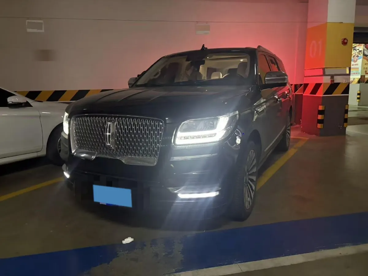 2018 Mercedes-Benz GLS Class 3.0T 333HP V6 9AT,autocango,china used car exporter,china ev exporter,chinese used car exporter,chinese used ev exporter