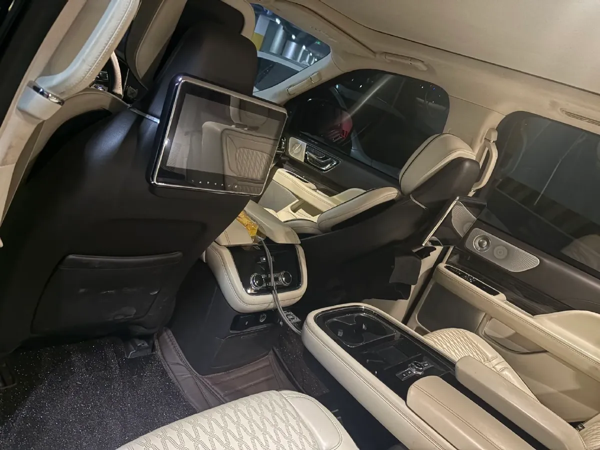 2018 Mercedes-Benz GLS Class 3.0T 333HP V6 9AT,autocango,china used car exporter,china ev exporter,chinese used car exporter,chinese used ev exporter