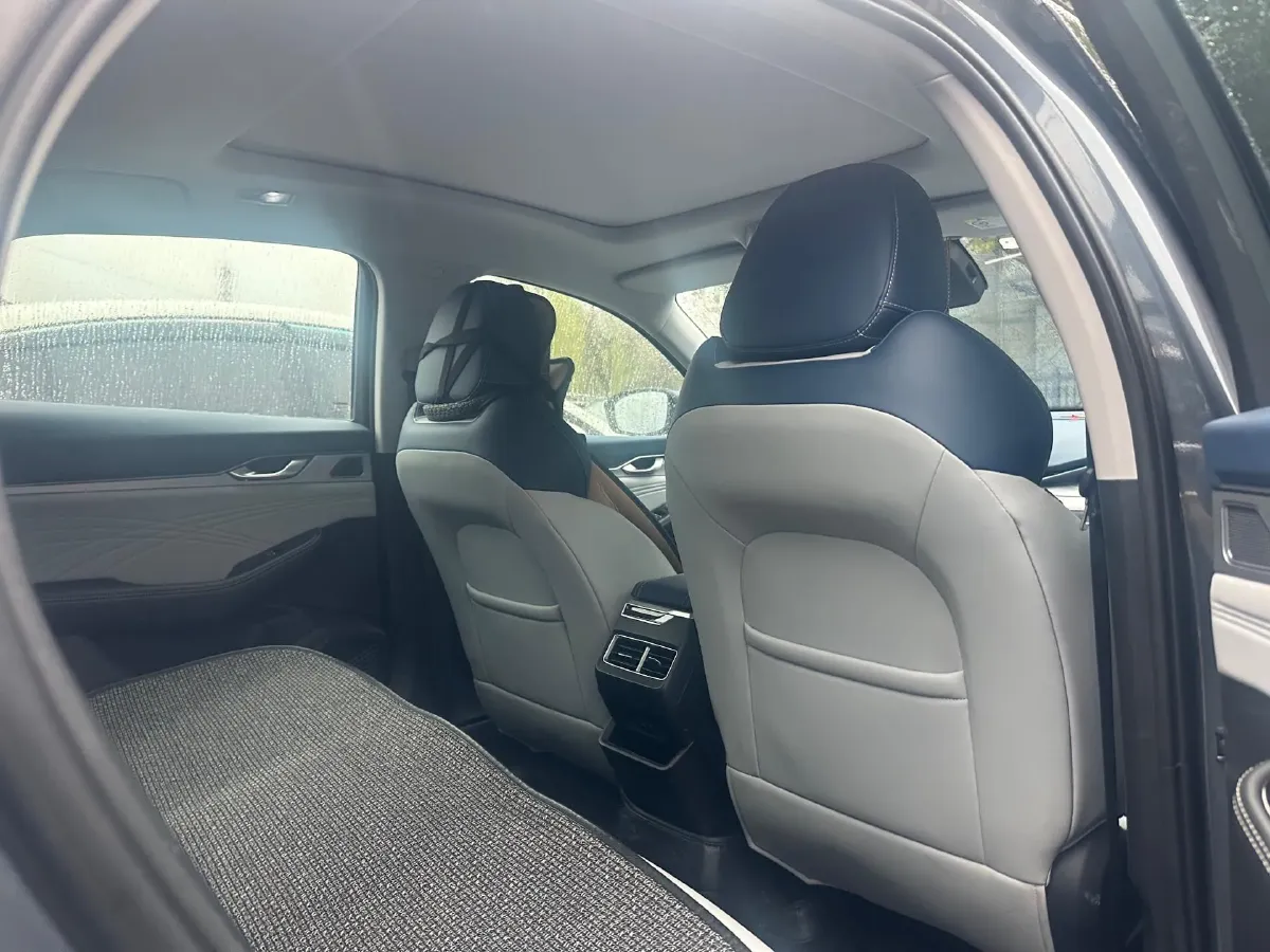 2023 Geely Preface 2.0T 190HP L4 7DCT,autocango,china used car exporter,china ev exporter,chinese used car exporter,chinese used ev exporter