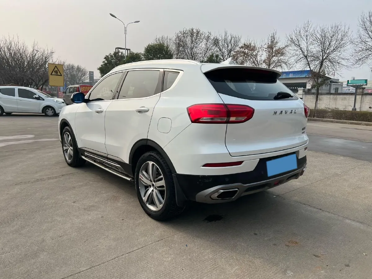 2017 Haval H6 2.0T 197HP L4 7DCT,autocango,china used car exporter,china ev exporter,chinese used car exporter,chinese used ev exporter