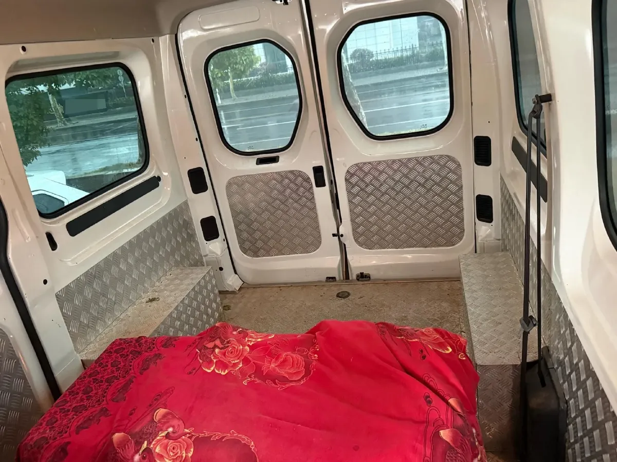 2022 MAXUS XinTu V90 2.0T 150HP L4 6MT,autocango,china used car exporter,china ev exporter,chinese used car exporter,chinese used ev exporter