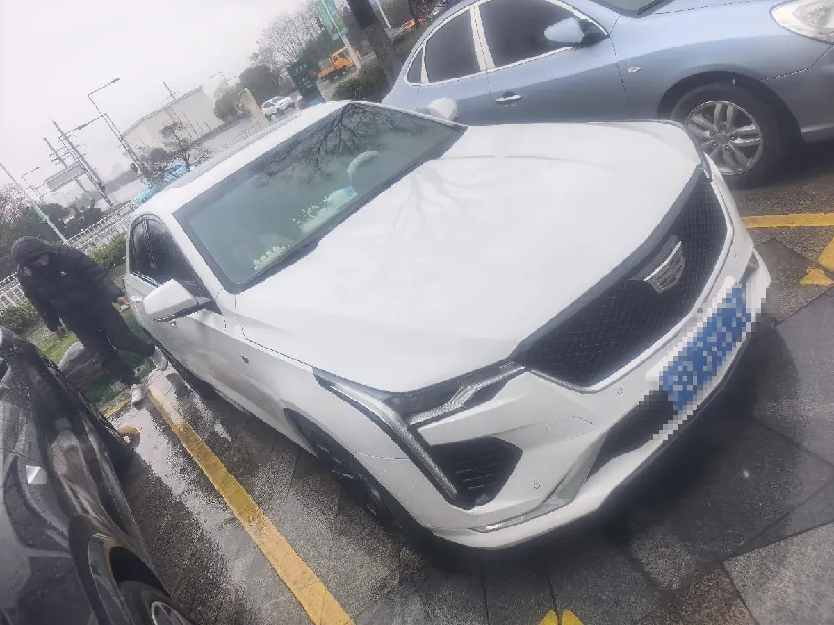 2021 Cadillac CT4 2.0T 237HP L4 8AT,autocango,china used car exporter,china ev exporter,chinese used car exporter,chinese used ev exporter