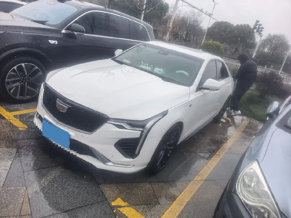 2021 Cadillac CT4 2.0T 237HP L4 8AT,autocango,china used car exporter,china ev exporter,chinese used car exporter,chinese used ev exporter