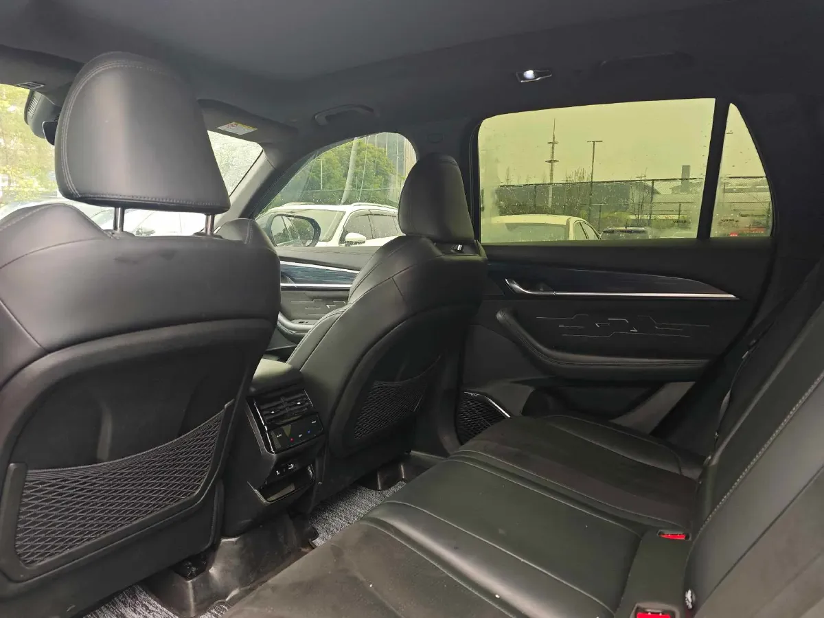 2024 Geely Monjaro 2.0T 238HP L4 8AT,autocango,china used car exporter,china ev exporter,chinese used car exporter,chinese used ev exporter