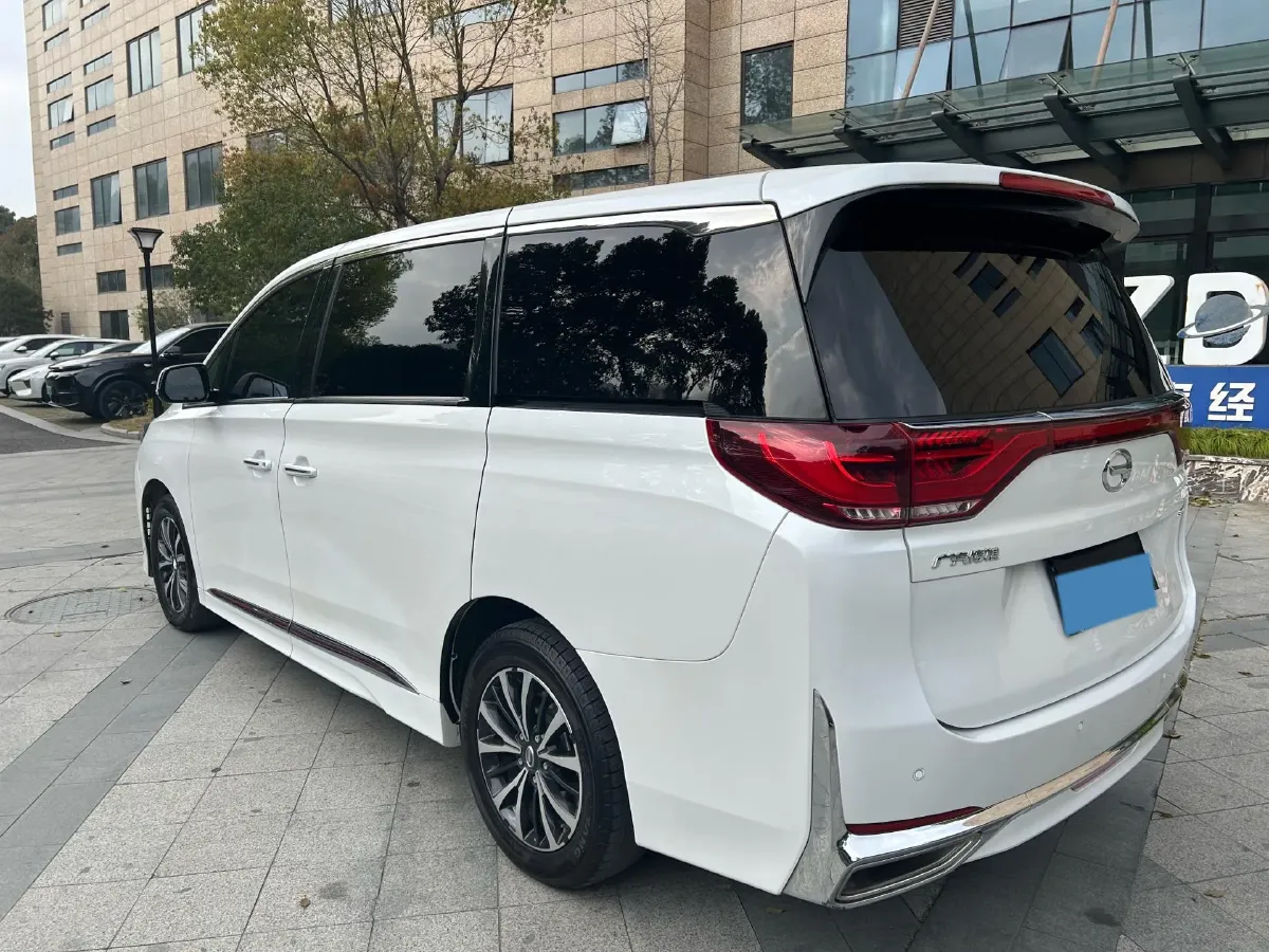 2021 GAC Trumpchi M8 2.0T 252HP L4 8AT,autocango,china used car exporter,china ev exporter,chinese used car exporter,chinese used ev exporter