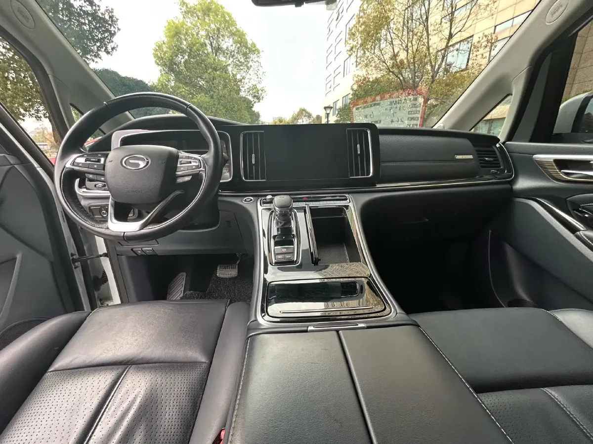 2021 GAC Trumpchi M8 2.0T 252HP L4 8AT,autocango,china used car exporter,china ev exporter,chinese used car exporter,chinese used ev exporter