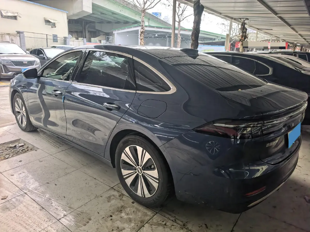 2025 Geely Galaxy A7 1.5L 112HP L4 1DHT PHEV,autocango,china used car exporter,china ev exporter,chinese used car exporter,chinese used ev exporter