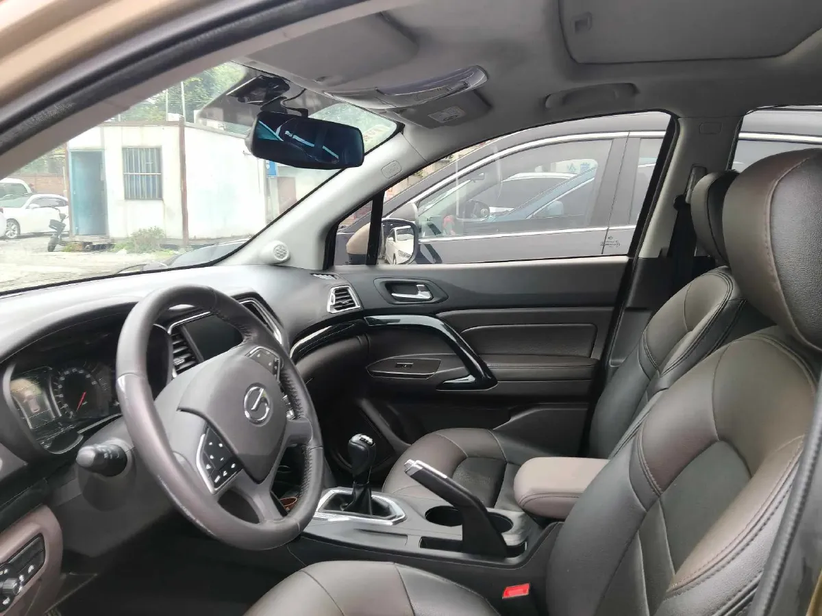 2017 GAC Trumpchi GS4 1.5T 152HP L4 5MT,autocango,china used car exporter,china ev exporter,chinese used car exporter,chinese used ev exporter