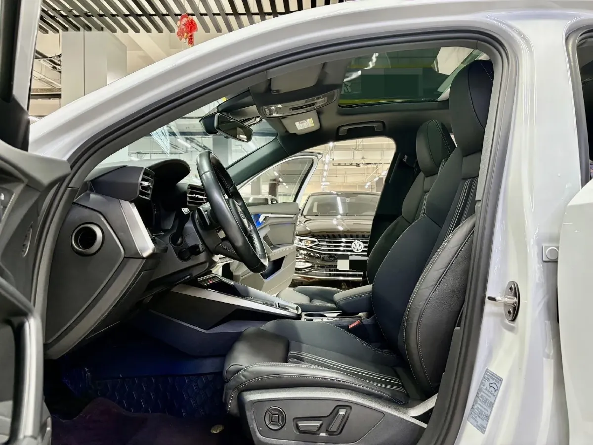 2022 Audi A3 1.4T 150HP L4 7DCT,autocango,china used car exporter,china ev exporter,chinese used car exporter,chinese used ev exporter