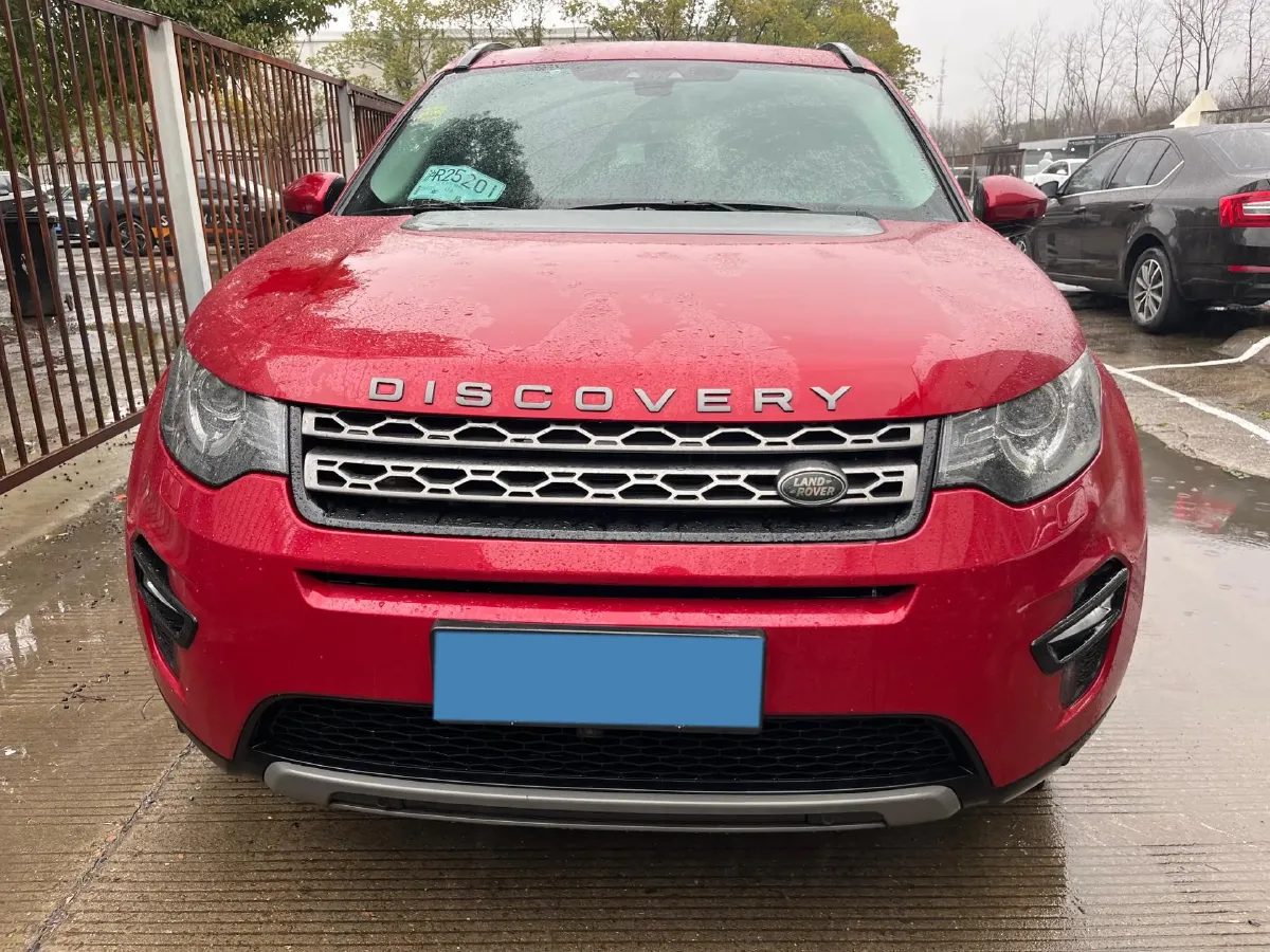 2018 Land Rover Discovery Sport 2.0T 241HP L4 9AT,autocango,china used car exporter,china ev exporter,chinese used car exporter,chinese used ev exporter