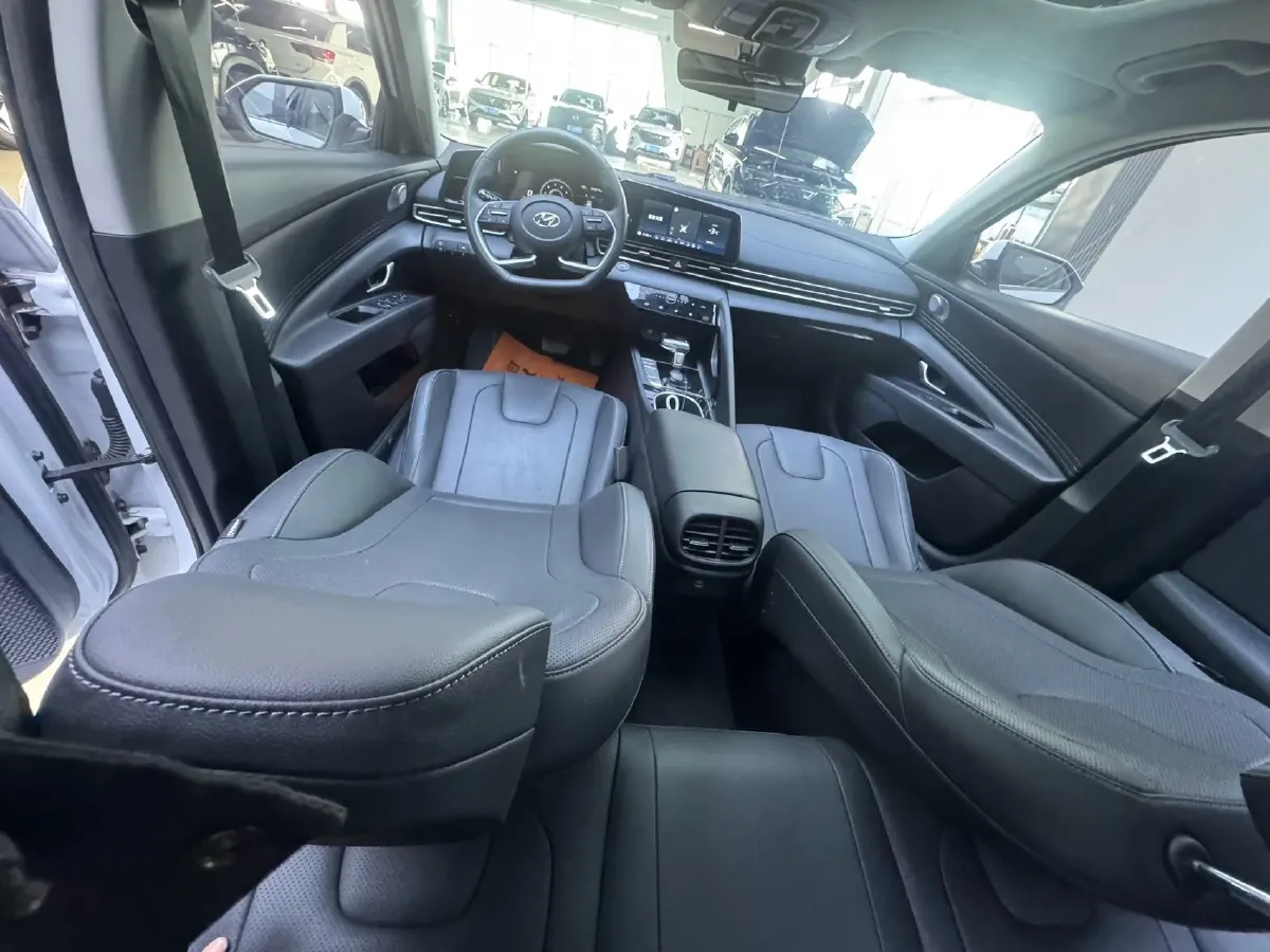 2021 Hyundai Elantra 1.5L 115HP L4 CVT,autocango,china used car exporter,china ev exporter,chinese used car exporter,chinese used ev exporter