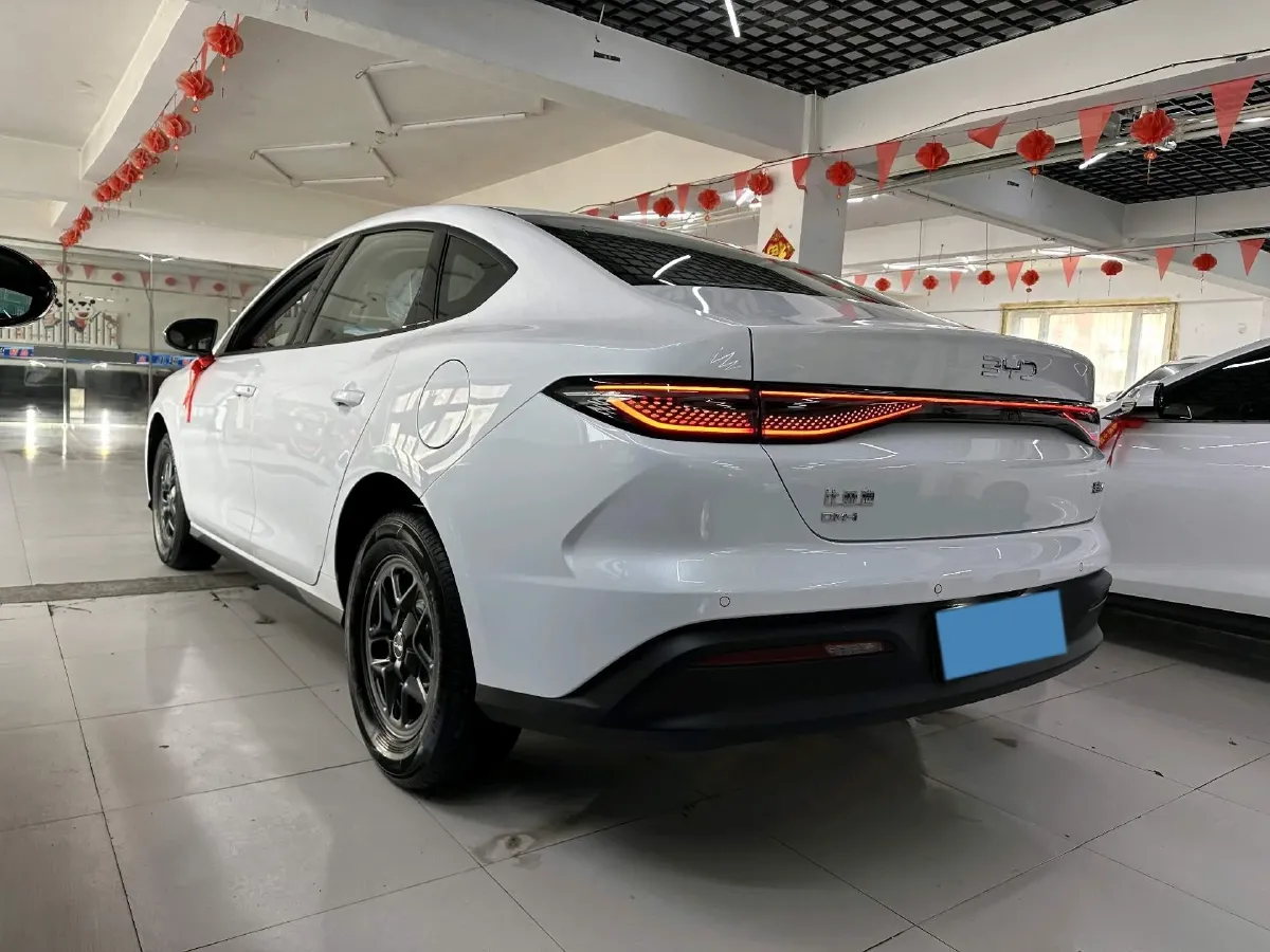 2026 BYD Seal05 DM-i 1.5L 101HP L4 E-CVT PHEV,autocango,china used car exporter,china ev exporter,chinese used car exporter,chinese used ev exporter