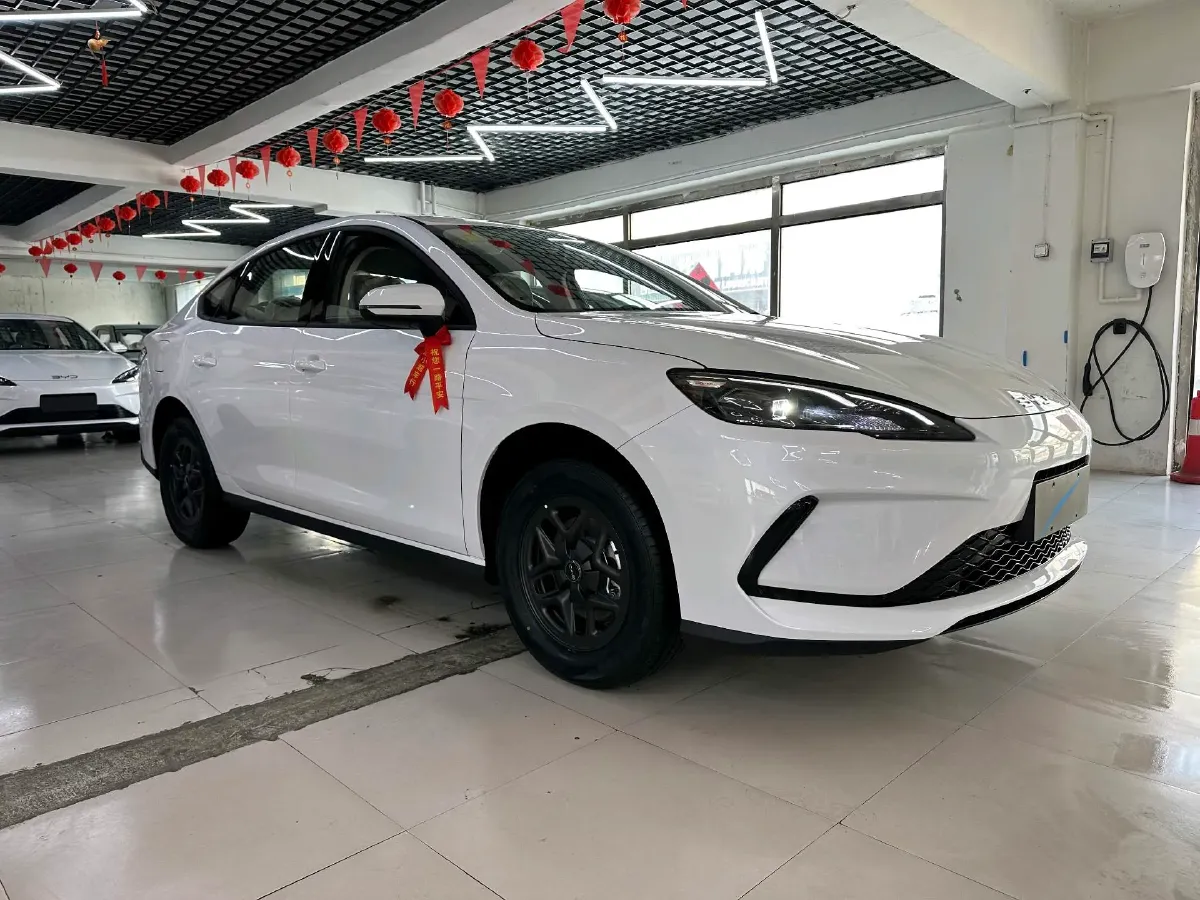 2026 BYD Seal05 DM-i 1.5L 101HP L4 E-CVT PHEV,autocango,china used car exporter,china ev exporter,chinese used car exporter,chinese used ev exporter