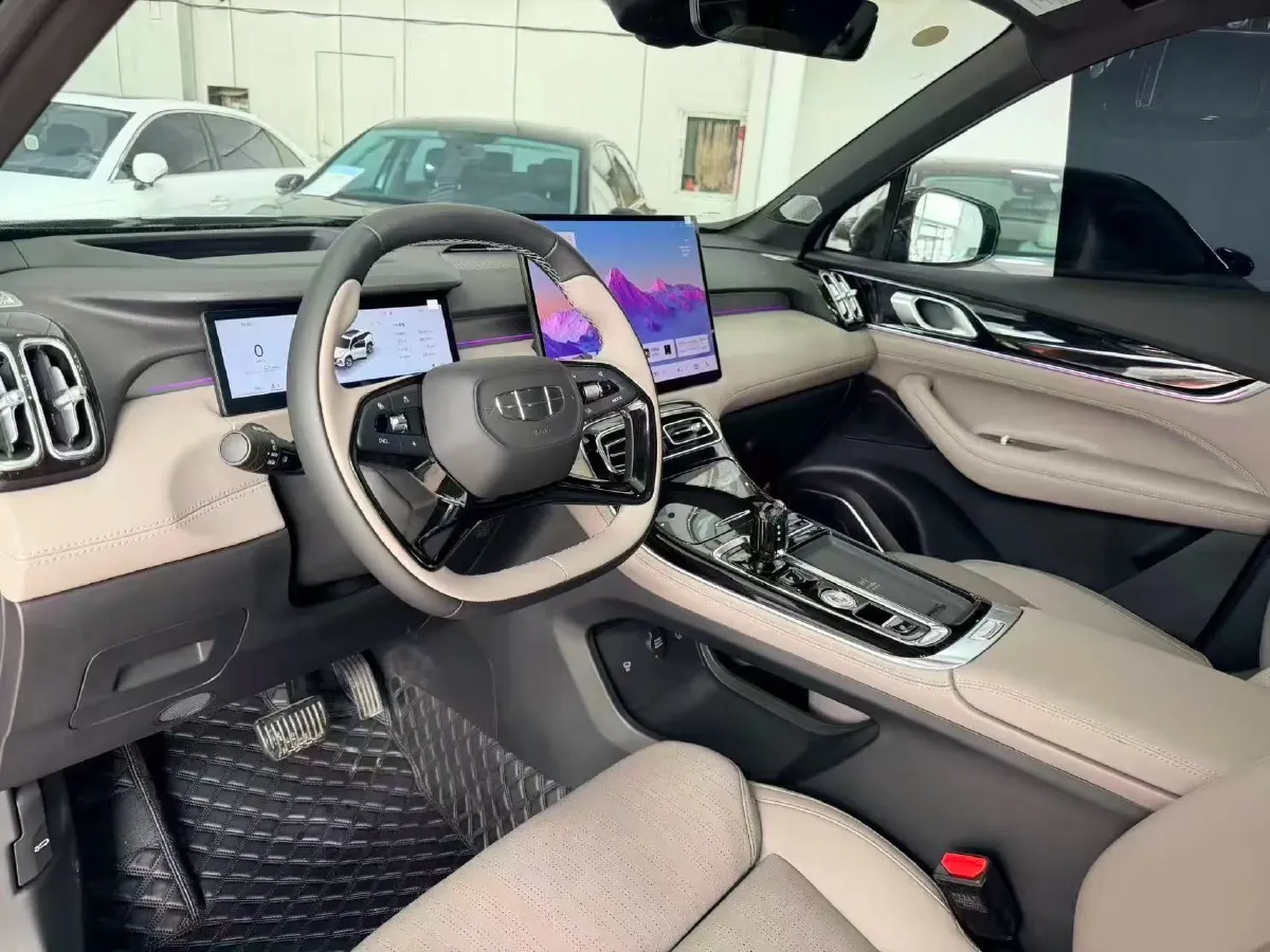 2025 Geely StarRay 1.5T 181HP L4 7DCT,autocango,china used car exporter,china ev exporter,chinese used car exporter,chinese used ev exporter