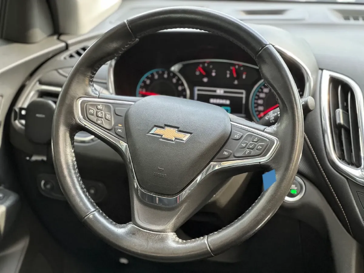 2018 Chevrolet Equinox 2.0T 260HP L4 9AT,autocango,china used car exporter,china ev exporter,chinese used car exporter,chinese used ev exporter