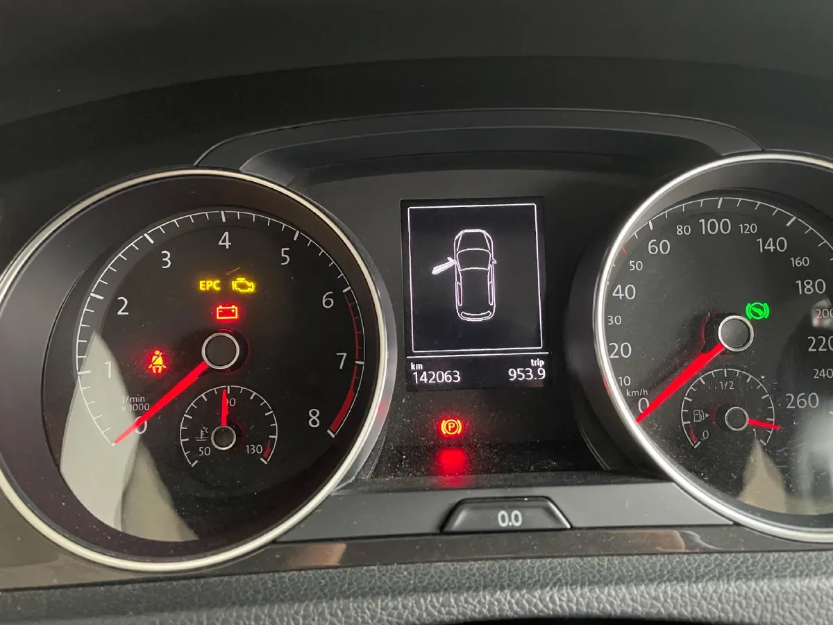 2019 Brilliance Auto V7 1.8T 231HP L4 7DCT,autocango,china used car exporter,china ev exporter,chinese used car exporter,chinese used ev exporter