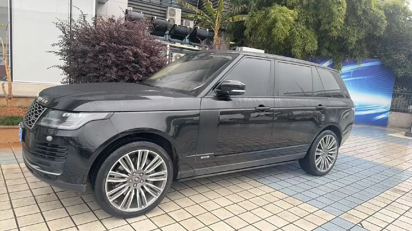 2020 Land Rover Range Rover 3.0T 400HP L6 8AT,autocango,china used car exporter,china ev exporter,chinese used car exporter,chinese used ev exporter