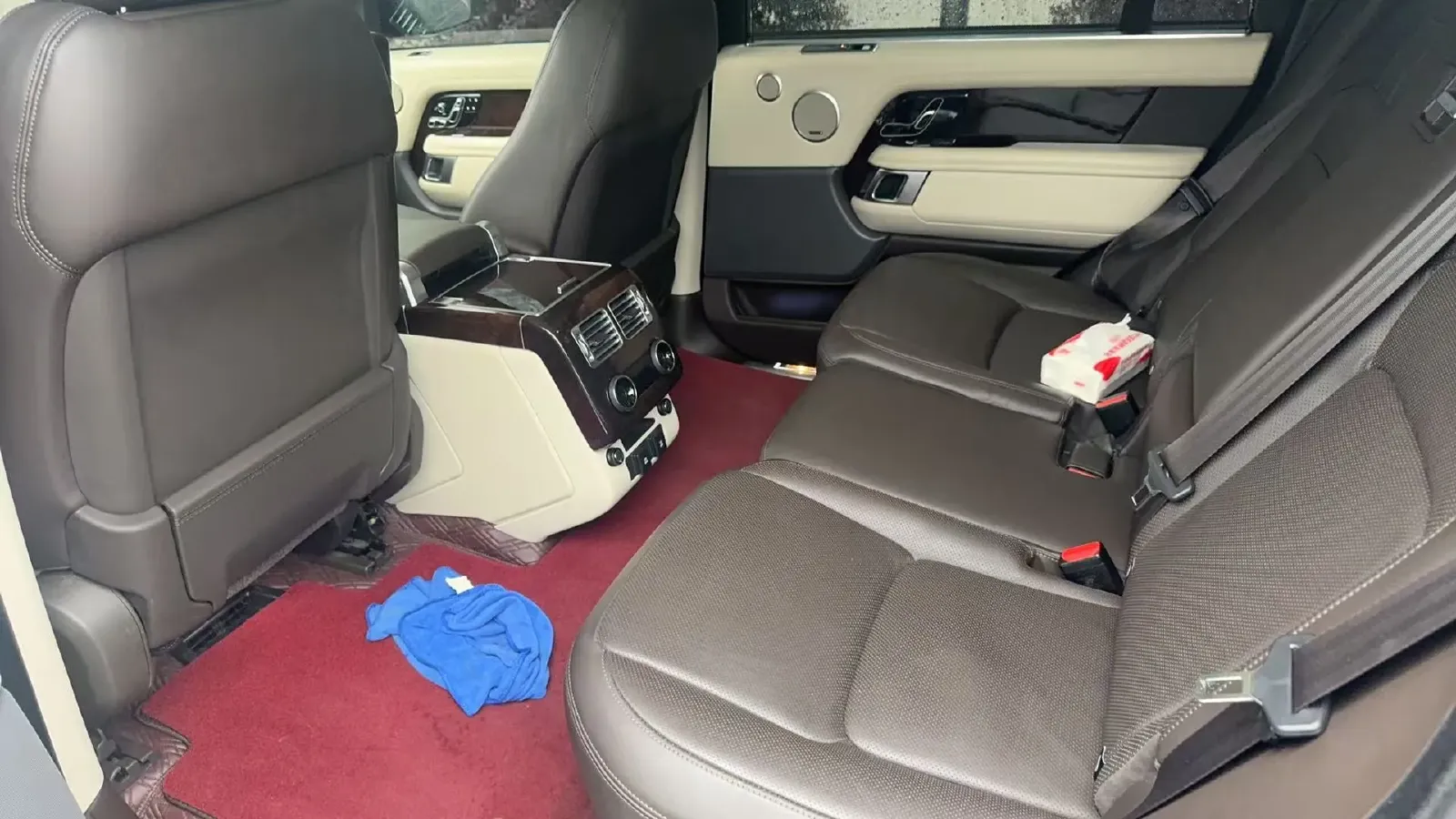 2020 Land Rover Range Rover 3.0T 400HP L6 8AT,autocango,china used car exporter,china ev exporter,chinese used car exporter,chinese used ev exporter