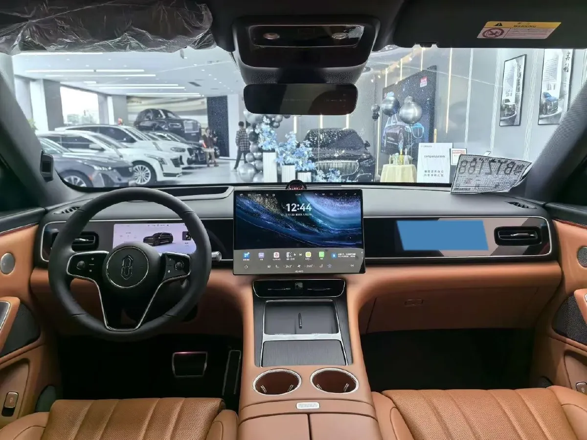 2026 AITO AITO M7 REEV 160HP REEV,autocango,china used car exporter,china ev exporter,chinese used car exporter,chinese used ev exporter