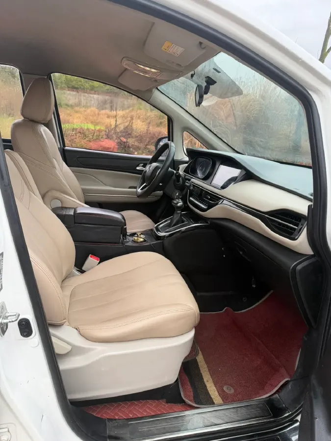 2021 GAC Trumpchi M6 1.5T 169HP L4 7DCT,autocango,china used car exporter,china ev exporter,chinese used car exporter,chinese used ev exporter