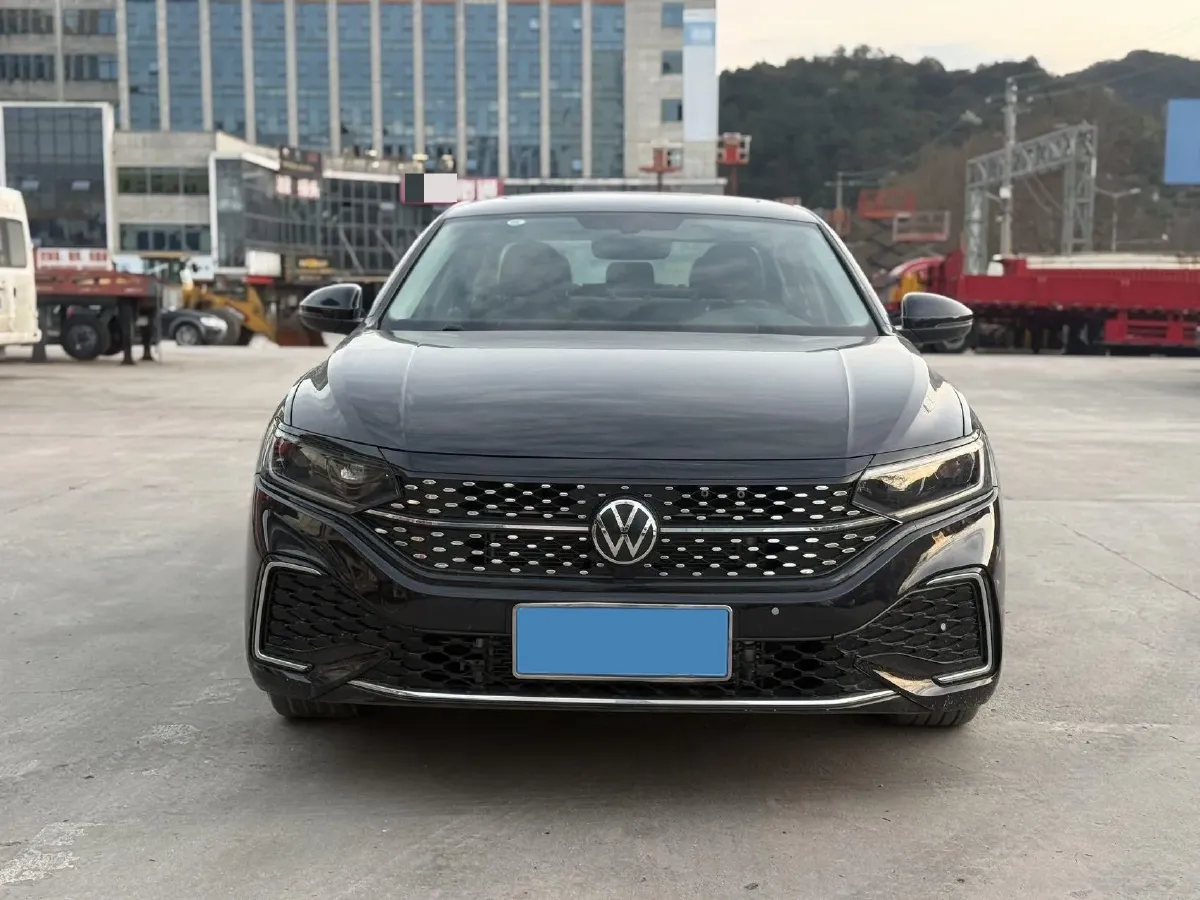 2022 Skoda Kodiak GT 2.0T 186HP L4 7DCT,autocango,china used car exporter,china ev exporter,chinese used car exporter,chinese used ev exporter