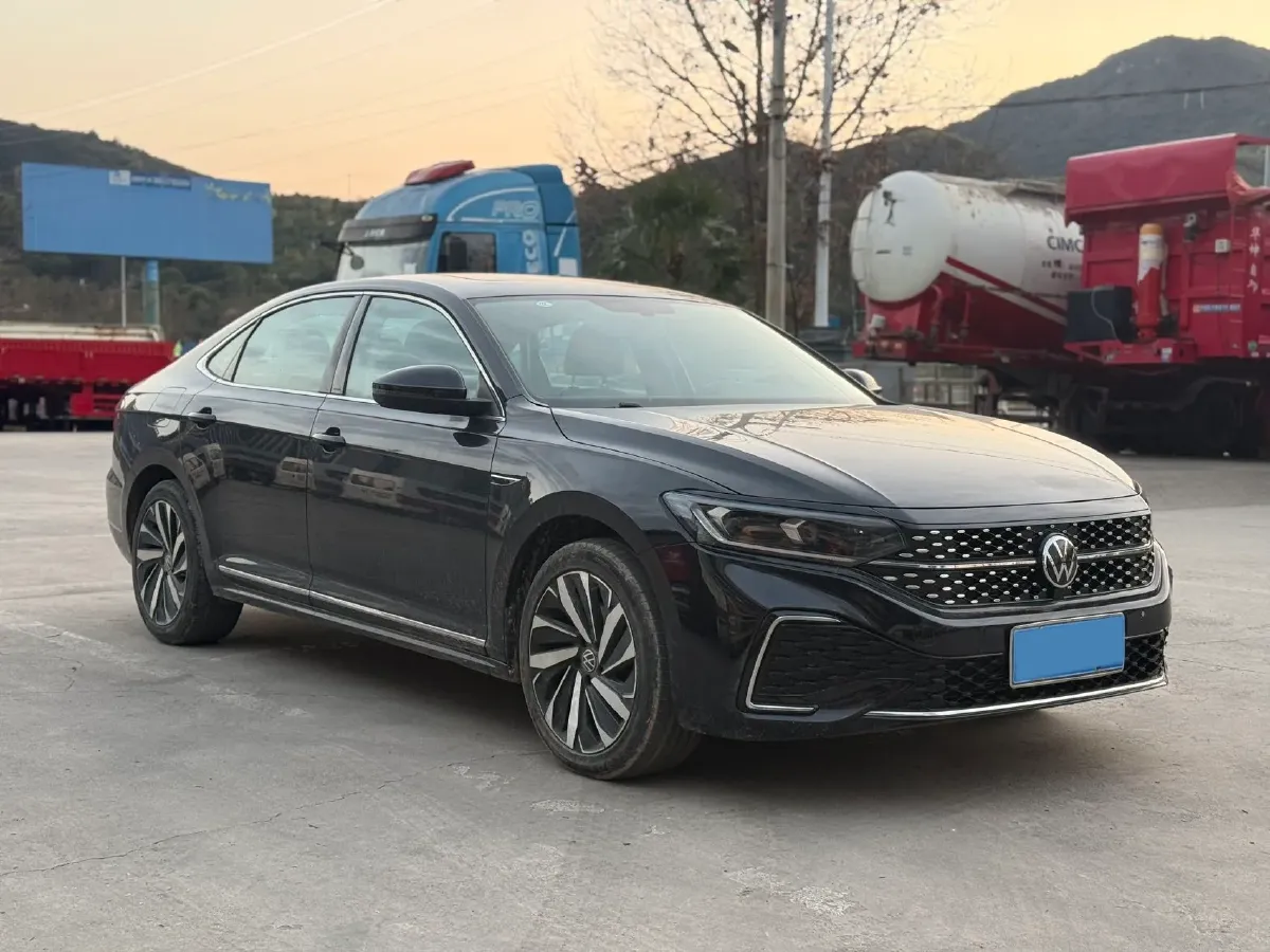 2022 Skoda Kodiak GT 2.0T 186HP L4 7DCT,autocango,china used car exporter,china ev exporter,chinese used car exporter,chinese used ev exporter