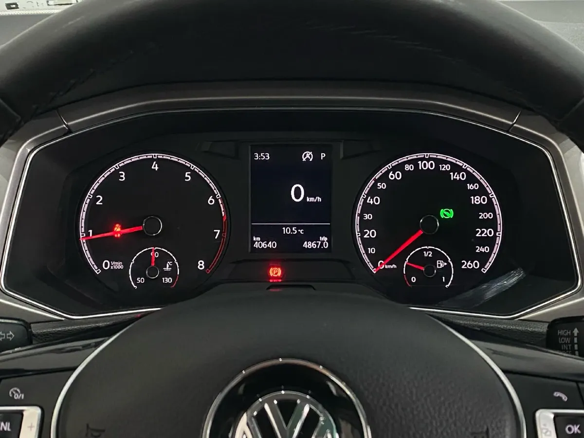 2019 Volkswagen T-Roc 1.4T 131HP L4 7DCT,autocango,china used car exporter,china ev exporter,chinese used car exporter,chinese used ev exporter