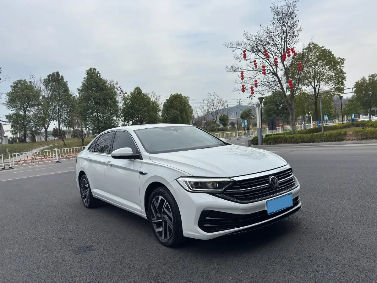 2023 Volkswagen Sagitar 1.5T 160HP L4 7DCT,autocango,china used car exporter,china ev exporter,chinese used car exporter,chinese used ev exporter