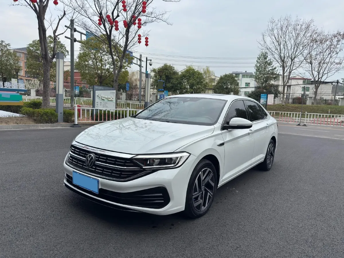 2023 Volkswagen Sagitar 1.5T 160HP L4 7DCT,autocango,china used car exporter,china ev exporter,chinese used car exporter,chinese used ev exporter