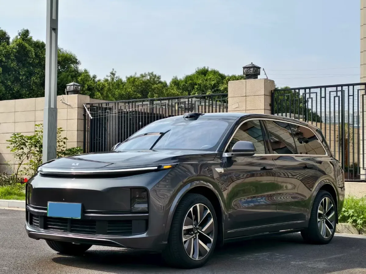2022 Li L9 Range Extended 154HP REEV 42.6KWH,autocango,china used car exporter,china ev exporter,chinese used car exporter,chinese used ev exporter