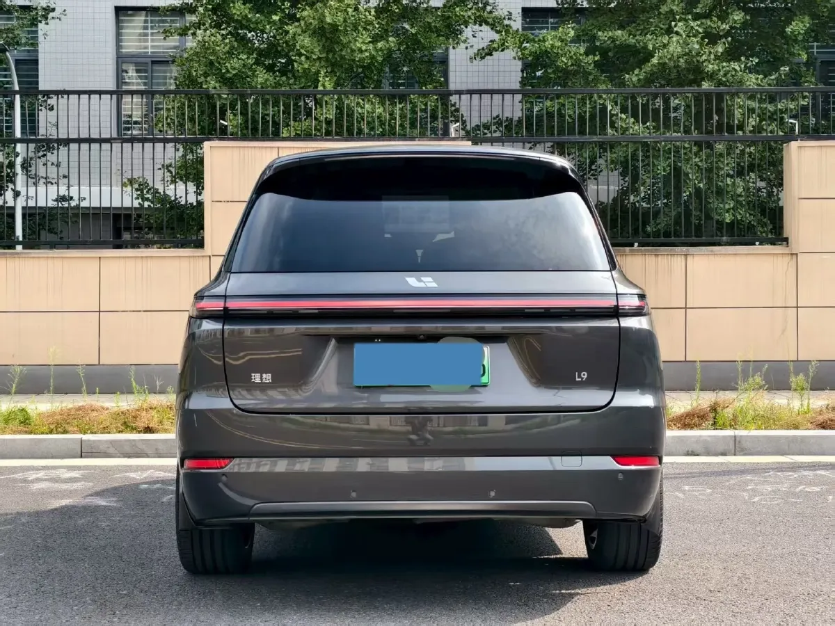 2022 Li L9 Range Extended 154HP REEV 42.6KWH,autocango,china used car exporter,china ev exporter,chinese used car exporter,chinese used ev exporter