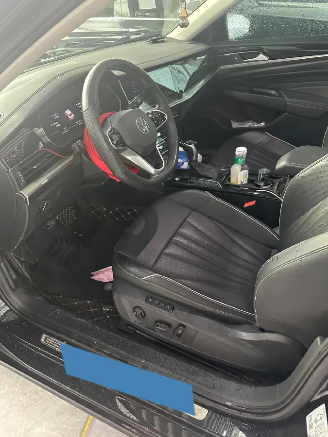 2024 Volkswagen Passat 2.0T 220HP L4 7DCT,autocango,china used car exporter,china ev exporter,chinese used car exporter,chinese used ev exporter