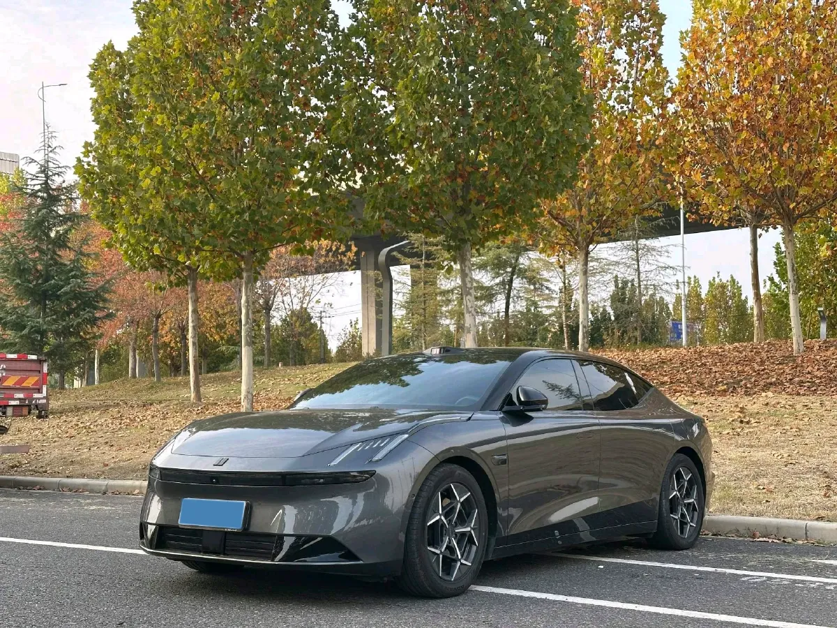 2025 HongQi HS7 2.0T 252HP L4 8AT,autocango,china used car exporter,china ev exporter,chinese used car exporter,chinese used ev exporter