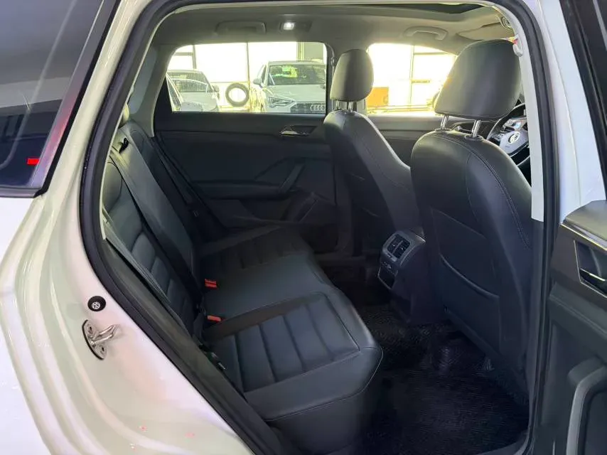 2022 Volkswagen Tharu 1.4T 150HP L4 7DCT,autocango,china used car exporter,china ev exporter,chinese used car exporter,chinese used ev exporter