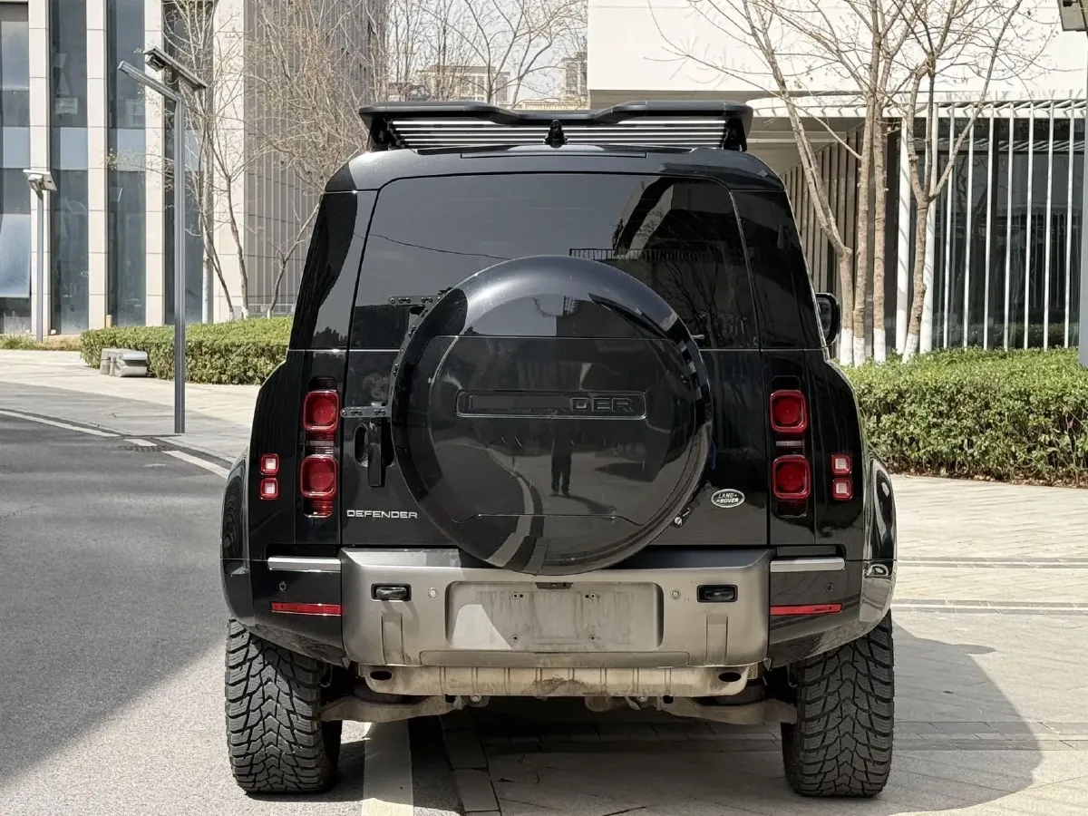 2024 Land Rover Defender 3.0T 400HP L6 8AT,autocango,china used car exporter,china ev exporter,chinese used car exporter,chinese used ev exporter