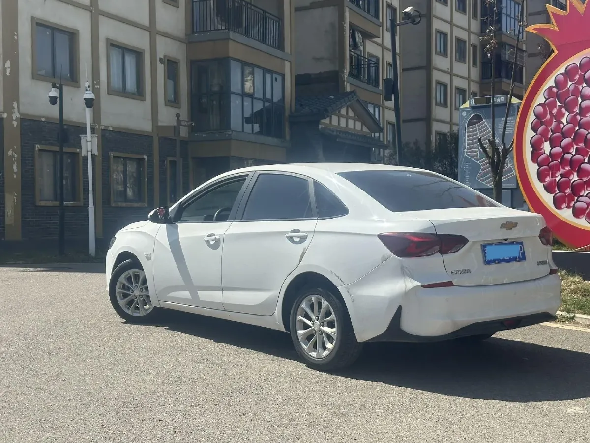 2023 Chevrolet Monza 1.5L 113HP L4 6DCT,autocango,china used car exporter,china ev exporter,chinese used car exporter,chinese used ev exporter