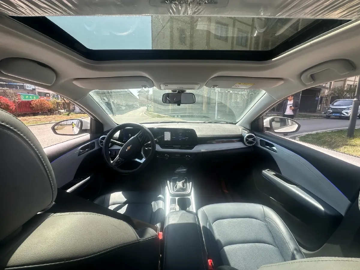 2023 Chevrolet Monza 1.5L 113HP L4 6DCT,autocango,china used car exporter,china ev exporter,chinese used car exporter,chinese used ev exporter