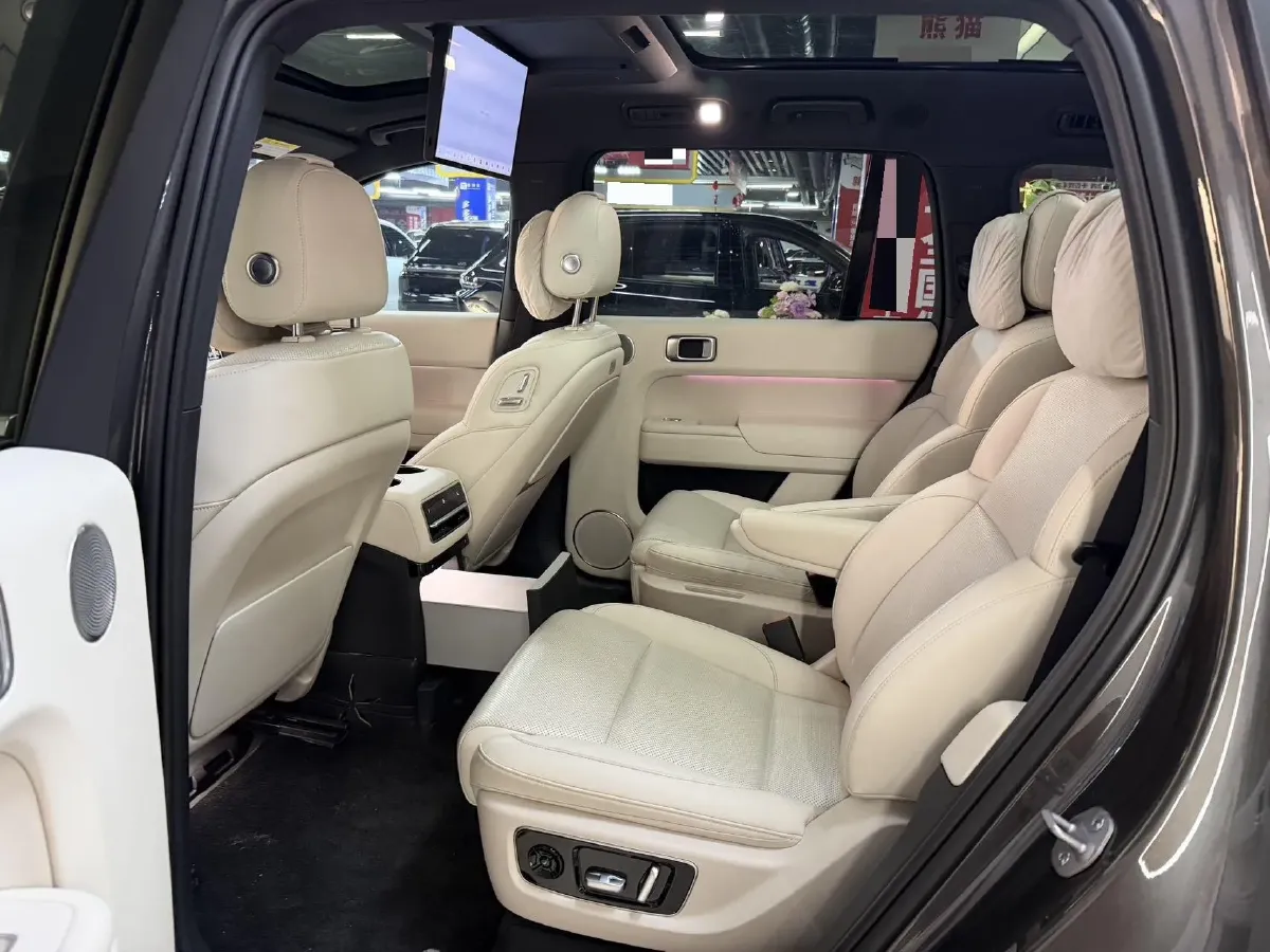 2022 Li L9 Range Extended 154HP REEV 42.6KWH,autocango,china used car exporter,china ev exporter,chinese used car exporter,chinese used ev exporter