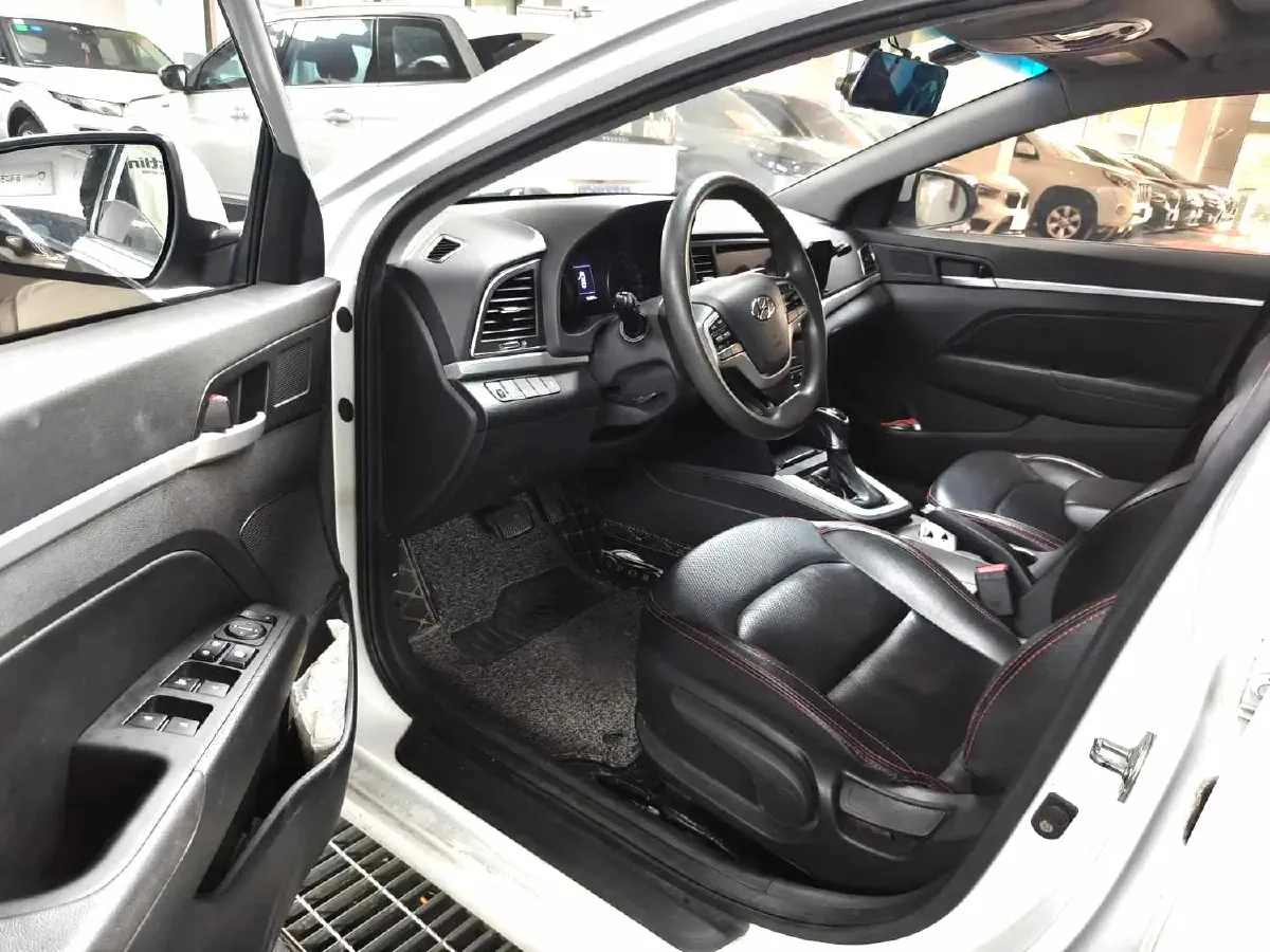 2016 Hyundai Elantra 1.6L 130HP L4 6AT,autocango,china used car exporter,china ev exporter,chinese used car exporter,chinese used ev exporter