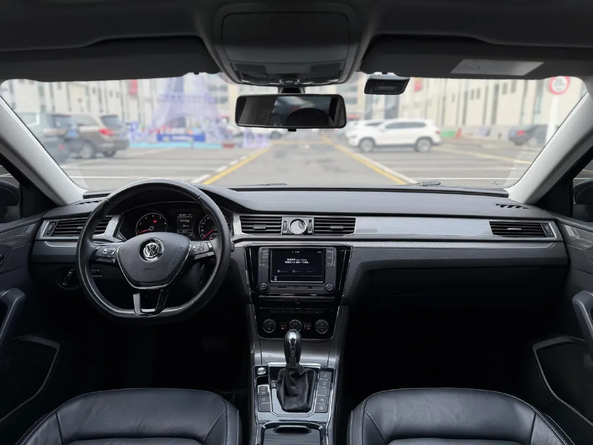 2017 Volkswagen Passat 1.8T 180HP L4 7DCT,autocango,china used car exporter,china ev exporter,chinese used car exporter,chinese used ev exporter