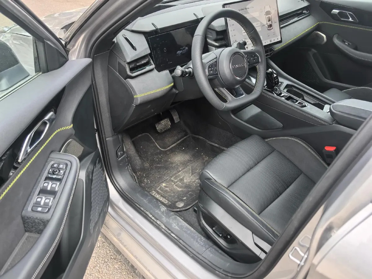 2026 LYNK&CO 03 2.0T 272HP L4 8AT,autocango,china used car exporter,china ev exporter,chinese used car exporter,chinese used ev exporter