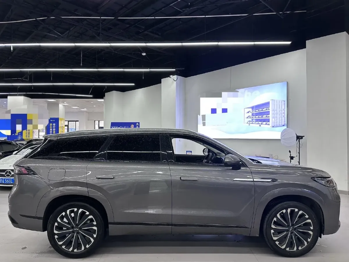 2023 Chery Tiggo 9 2.0T 261HP L4 7DCT,autocango,china used car exporter,china ev exporter,chinese used car exporter,chinese used ev exporter