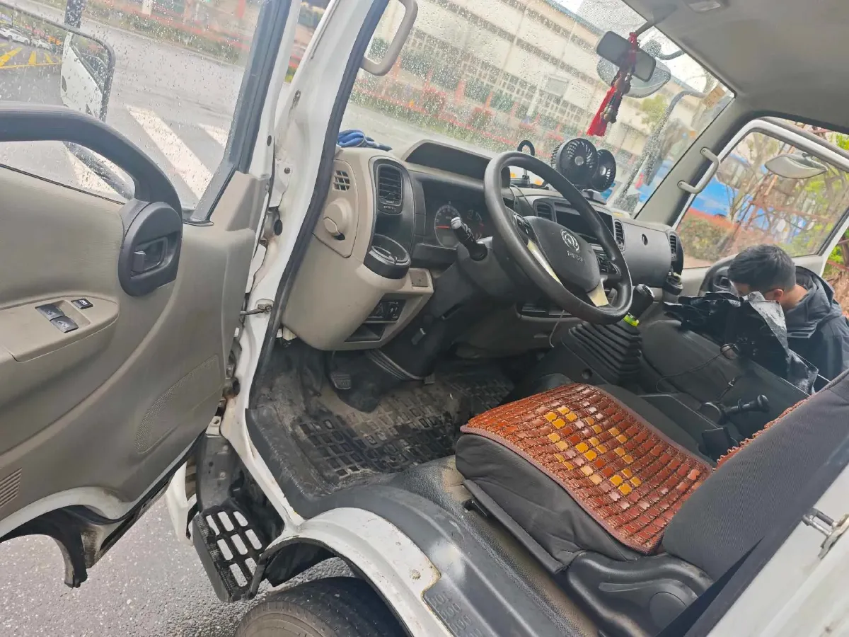 2021 Chery Tiggo 8 1.5T 156HP L4 6MT,autocango,china used car exporter,china ev exporter,chinese used car exporter,chinese used ev exporter