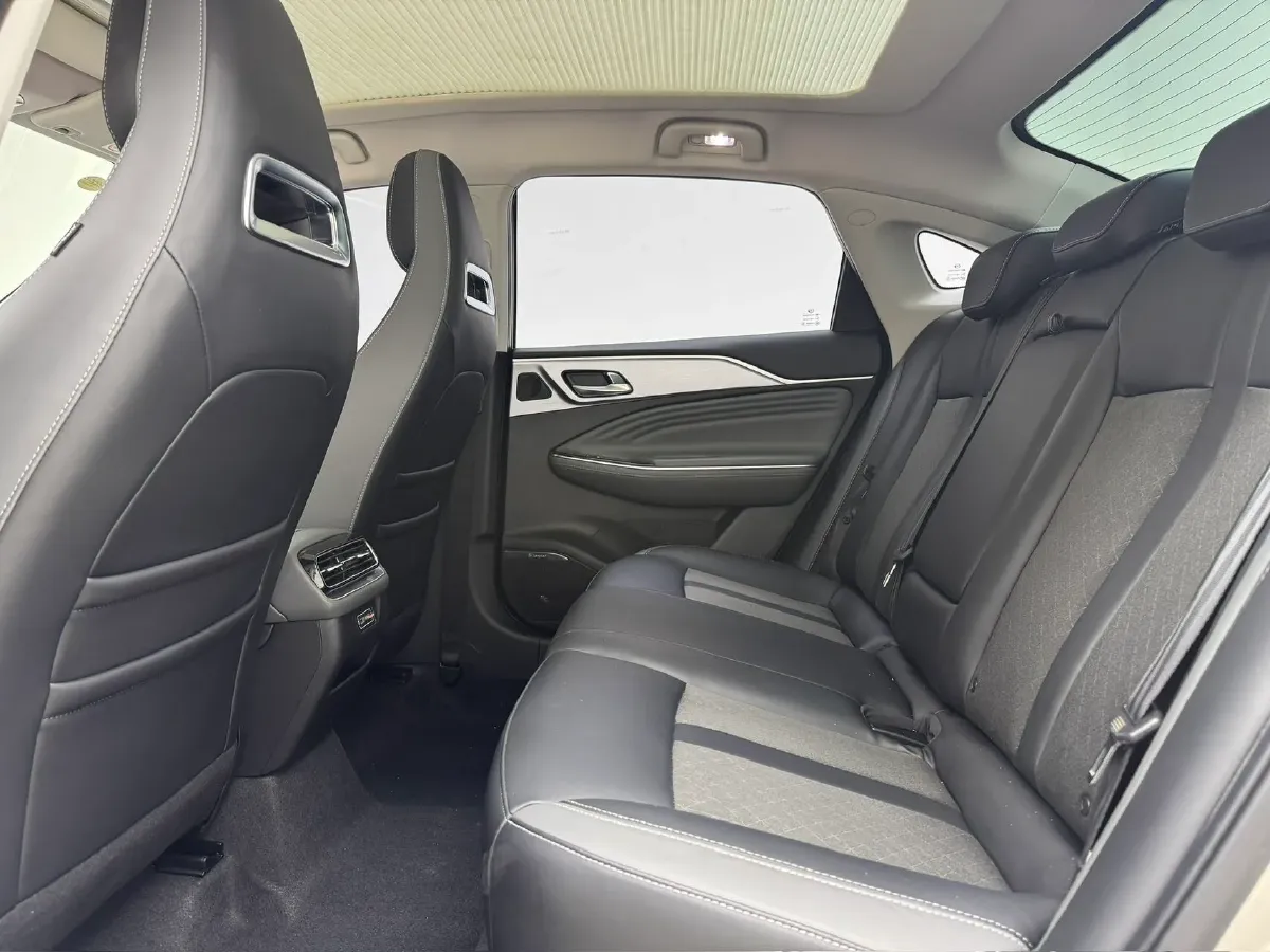 2022 LYNK&CO 02 2.0T 190HP L4 7DCT,autocango,china used car exporter,china ev exporter,chinese used car exporter,chinese used ev exporter