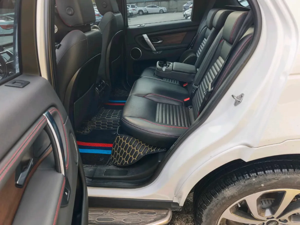 2021 Land Rover Discovery Sport 2.0T 249HP L4 9AT,autocango,china used car exporter,china ev exporter,chinese used car exporter,chinese used ev exporter