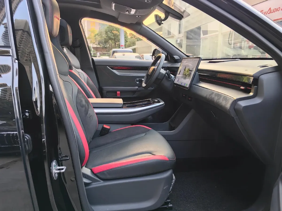 2022 Jetour DASHING 1.6T 197HP L4 7DCT,autocango,china used car exporter,china ev exporter,chinese used car exporter,chinese used ev exporter