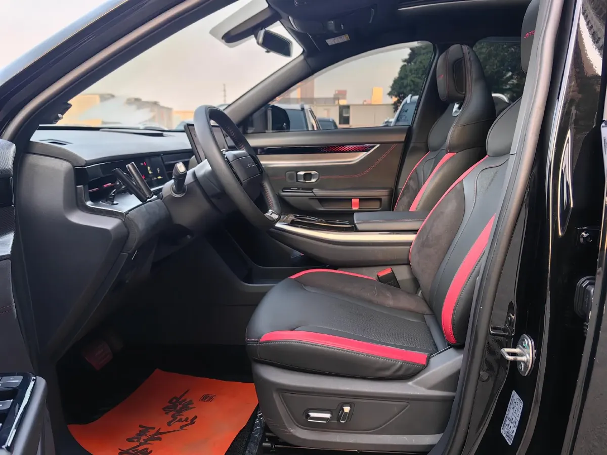 2022 Jetour DASHING 1.6T 197HP L4 7DCT,autocango,china used car exporter,china ev exporter,chinese used car exporter,chinese used ev exporter