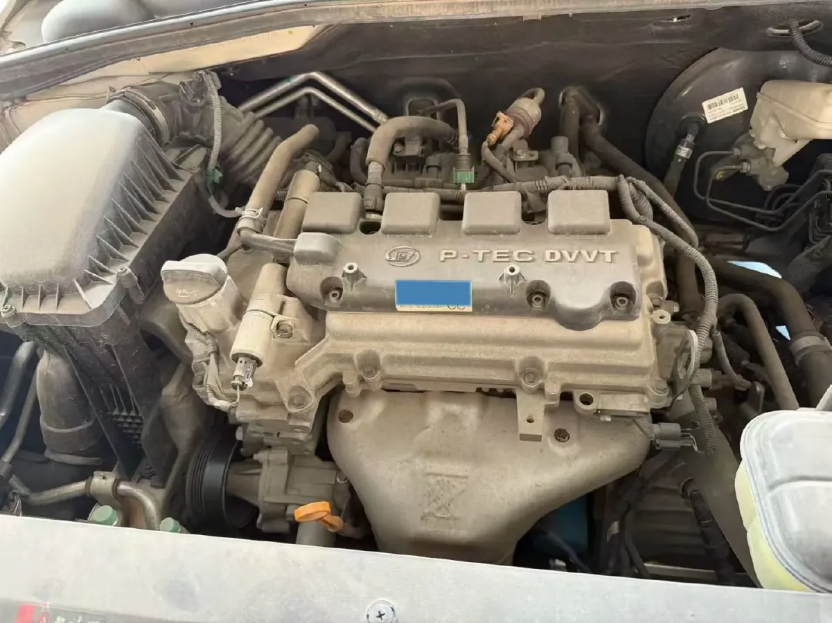 2017 BaoJun 310W 1.5L 112HP L4 6MT,autocango,china used car exporter,china ev exporter,chinese used car exporter,chinese used ev exporter