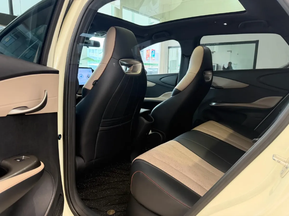 2024 BYD Dolphin BEV 44.928KWH,autocango,china used car exporter,china ev exporter,chinese used car exporter,chinese used ev exporter